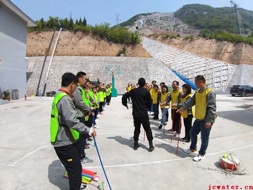 公司舉辦“慶五一、迎五四”職工文體活動(dòng)